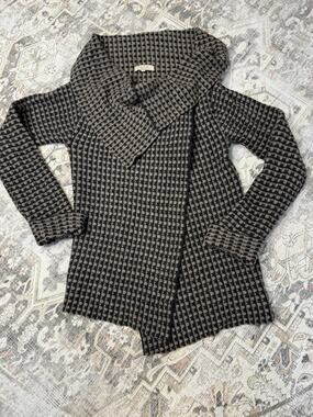 A. Ida Womens Medium Wool Blend Cardigan Wrap Coatigan Made in Italy Brown Black